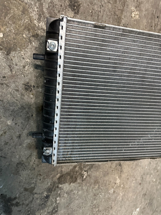 2017 AUDI R8 V10 FRONT LEFT RADIATOR A/C CONDENSER 4S0 816 411 4S0 121 252 B