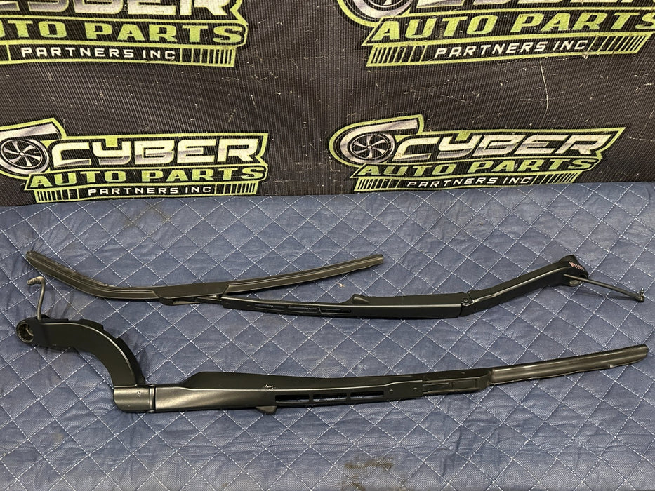 2015 JAGUAR F TYPE R FRONT LEFT & RIGHT WINDSHIELD WIPER ARM SET PAIR OEM