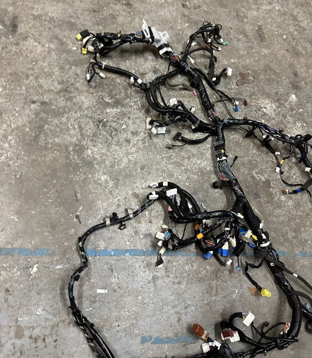 2016 2017 NISSAN TITAN XD PRO-4X FRONT MAIN DASHBOARD DASH HARNESS 24010-EZ04A