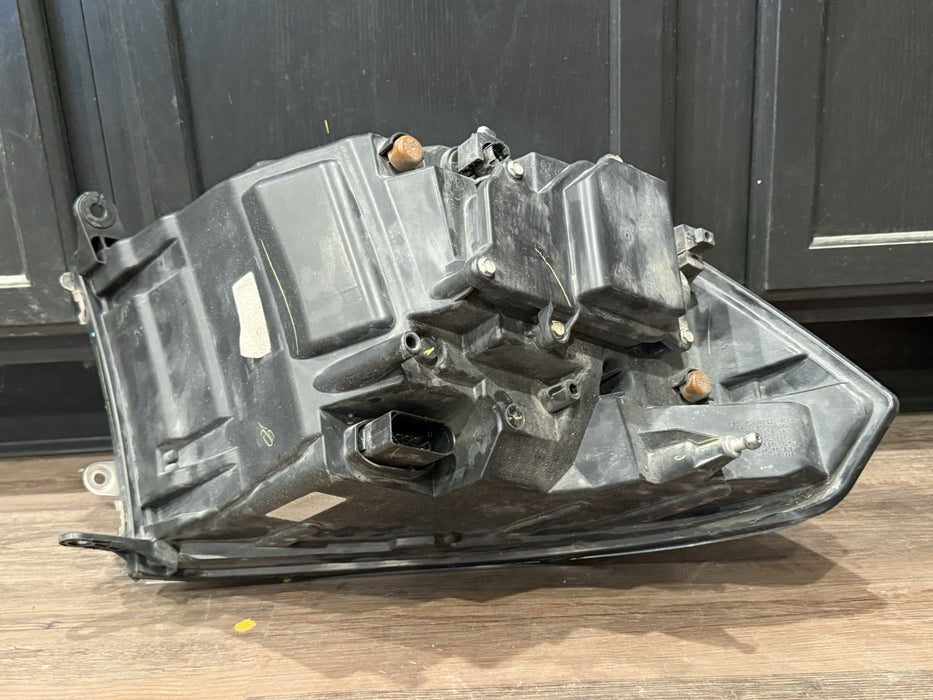 2017 DODGE RAM 3500 PASSENGER RIGHT HALOGEN HEADLIGHT OEM *BULB DOESNT WORK*
