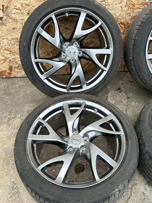 2013 NISSAN 370Z FRONT REAR WHEELS RIMS TIRES 19X9 19X10 OEM *SLIGHT CURB RASH*
