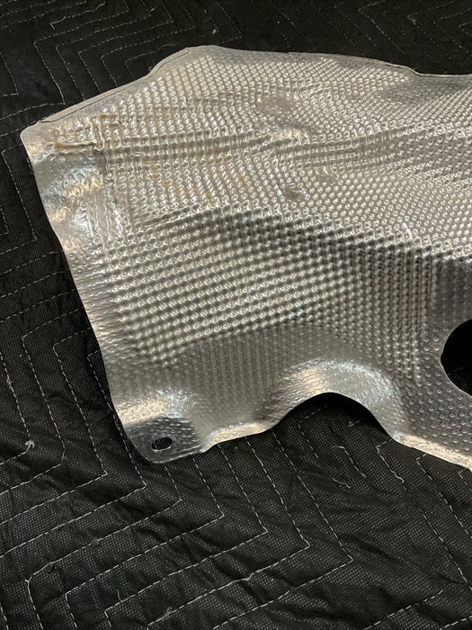 2017 MERCEDES C63 AMG OEM LEFT DRIVER HEAT SHIELD 205 682 11 71 A2056821171