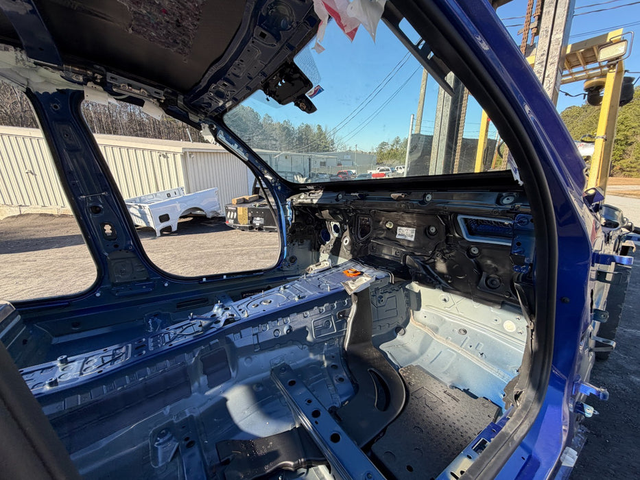 2024 BMW M3 G80 BLUE SHELL FRAME CHASSIS 4 DOOR CARBON ROOF OEM *DAMAGE*