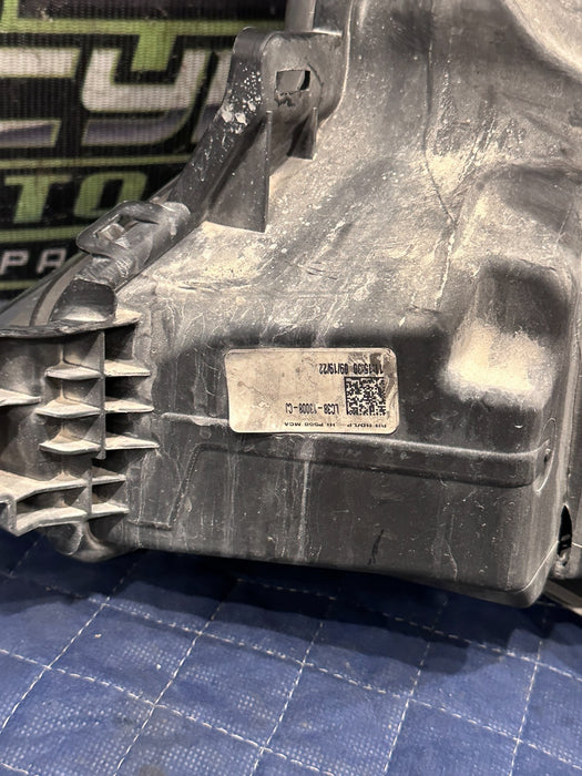 2020 2021 2022 FORD F250 F350 F450 RIGHT PASSENGER SIDE LED HEADLIGHT OEM ~CRACK