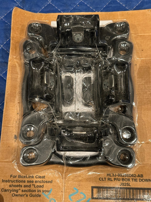 NEW FORD BOX TIE DOWN LINK CLEAT SET OEM HL3J-99286D62-AB