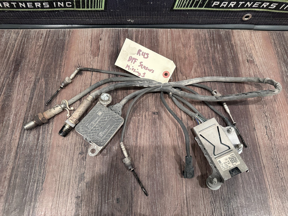 2019 FORD F250 DPF SENSORS OEM *MISSING 1 SENOR*