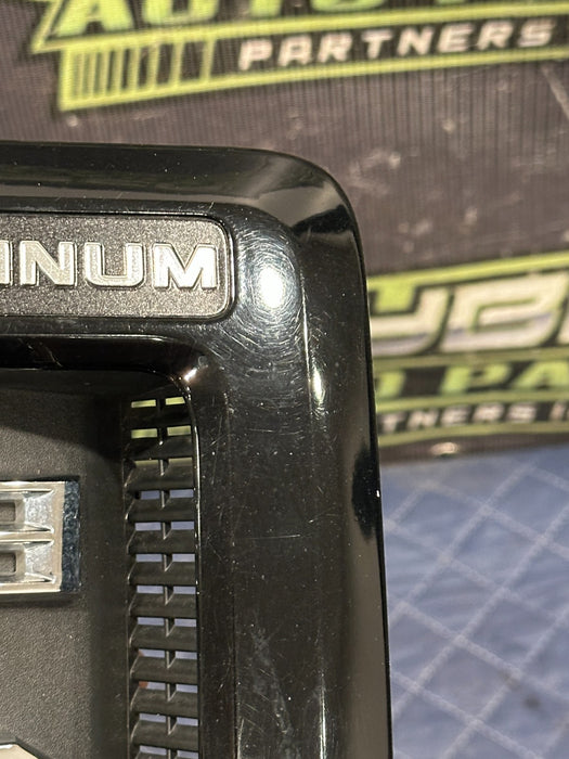 2017-2019 FORD F350 PLATINUM PASSENGER RIGHT FENDER EMBLEM BADGE OEM