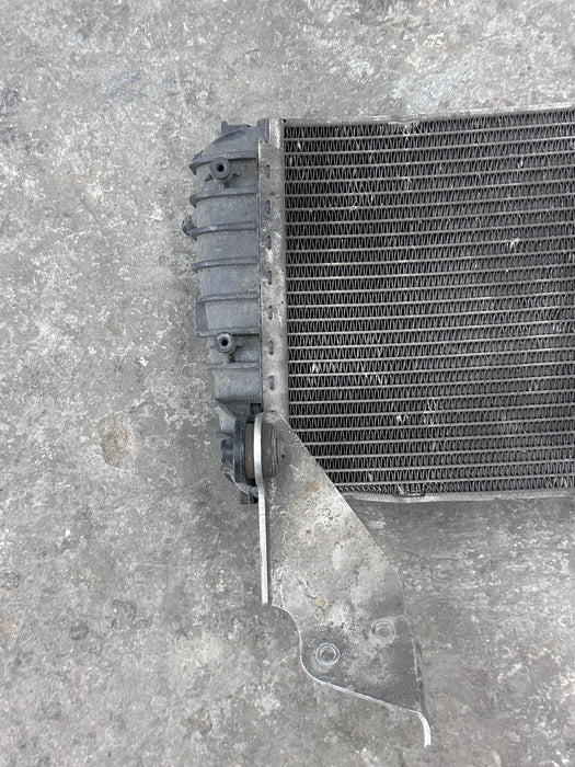 2021 AUDI R8 5.2L V10 REAR RIGHT RADIATOR OEM *DAMAGES/READ*