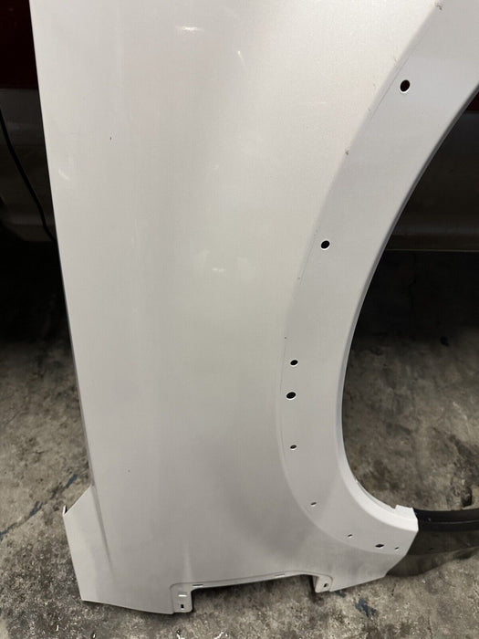 2017 FORD F250 F350 KING RANCH PASSENGER RH FENDER METALLIC WHITE / CARIBOU OEM