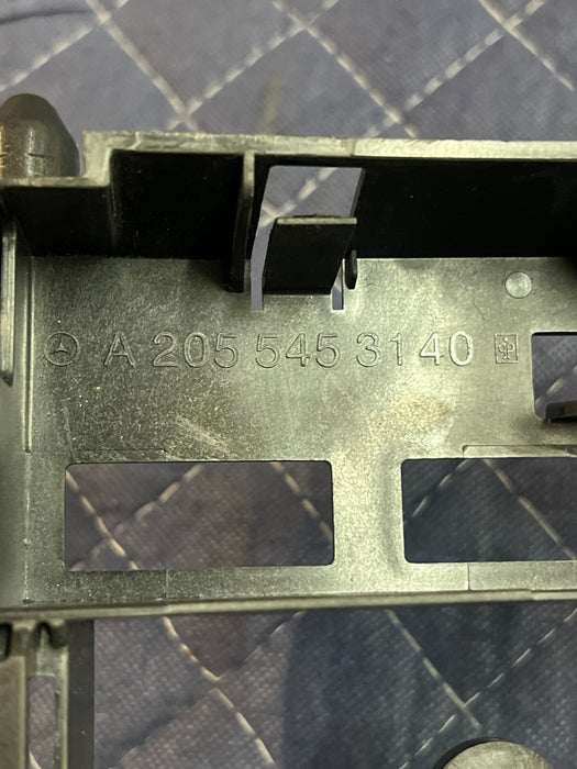 2015 MERCEDES-BENZ C63S AMG TELEMATICS CONTROL MODULE BRACKET OEM 2055453140