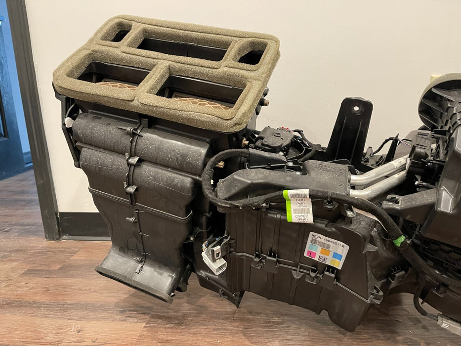 2017 2018 2019 FORD F250 F350 F450 HVAC HEATER CORE BLOWER OEM