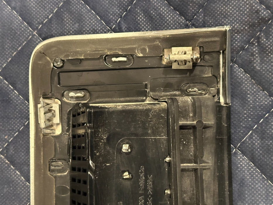 2017 2020 FORD F450 PLATINUM PASSENGER RIGHT CHROME FENDER EMBLEM BADGE OEM