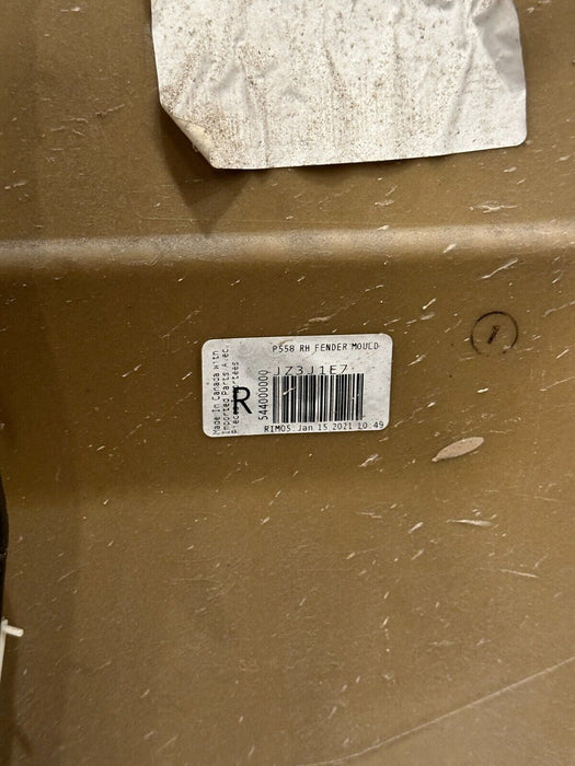2019-22 FORD F350 F450 DUALLY RIGHT BED FENDER FLARE AGATE BLACK (UM) OEM *SCUFF