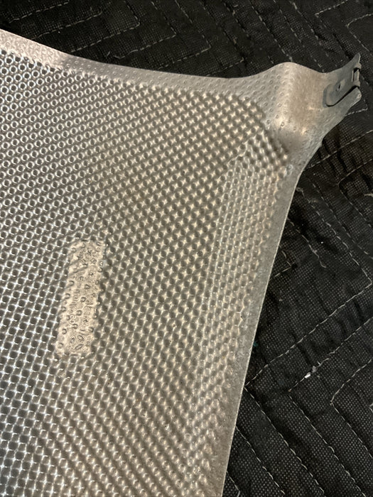 2017 MERCEDES C63 AMG OEM LEFT FLOOR PAN HEAT SHIELD 205 680 15 22 A2056801522