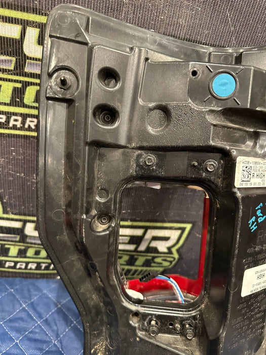 2017- 2019 FORD F250 F350 F450 PASSENGER RIGHT LED TAIL LIGHT OEM *PARTS ONLY*