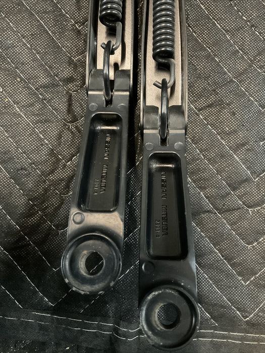 2016 NISSAN TITAN XD WINDSHIELD WIPER ARMS PAIR OEM