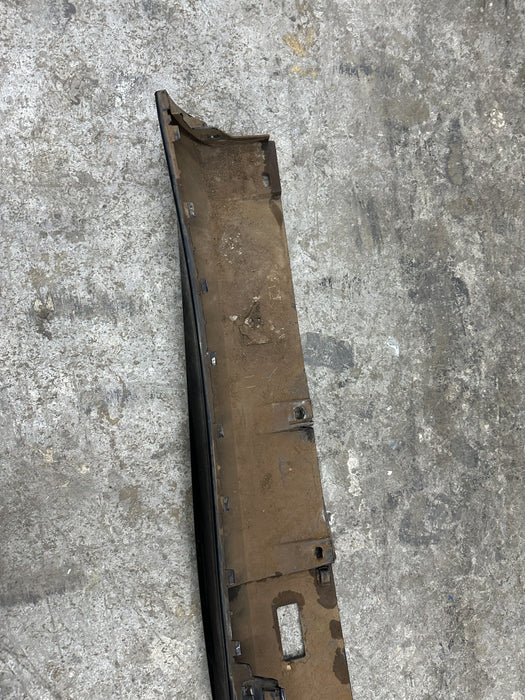 2014 AUDI R8 RIGHT PASSENGER SIDE SKIRT ROCKER PANEL OEM 420 853 856 ~MINOR WEAR