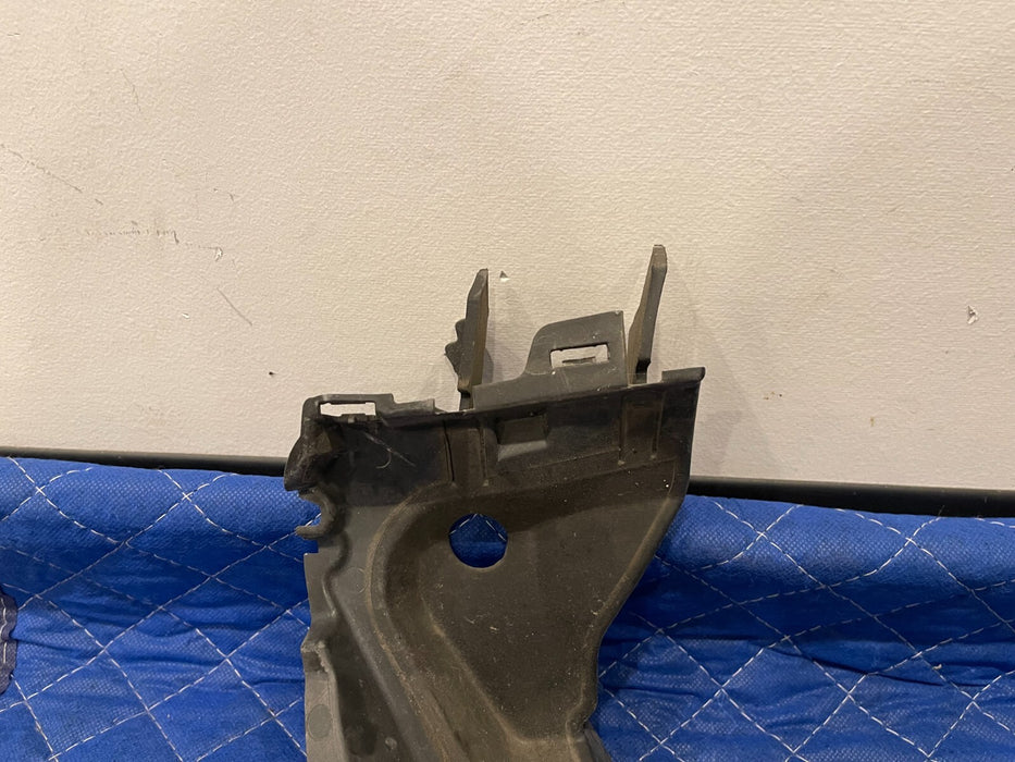 2017 MERCEDES-BENZ C63 AMG CONV RADIATOR SUPPORT AIR DUCT OEM A 205 505 36 30