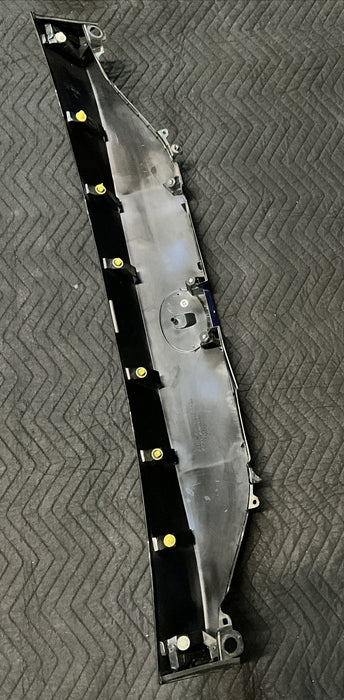 2014 LEXUS CT200H REAR TAILGATE PANEL TRIM W/TRUNK BUTTON OEM 76801-76010/20