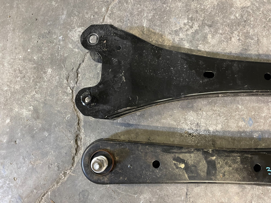 2021 FORD F450 DIESEL SUPERDUTY FRONT LEFT & RIGHT RADIUS CONTROL ARMS 300 MILES