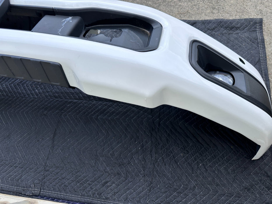 2023 2024 2025 FORD F250 F350 FRONT BUMPER ASSEMBLY STAR WHITE ~SCRATCHES~