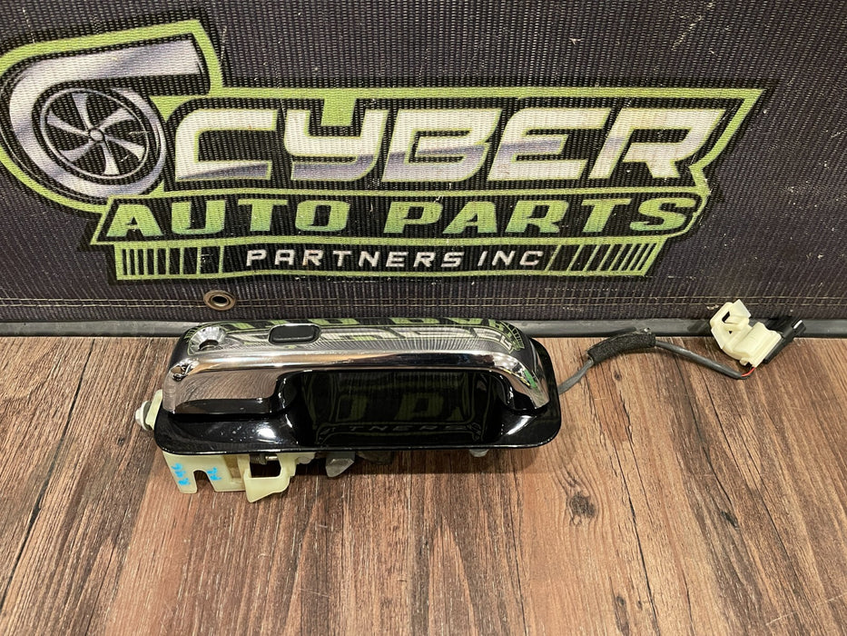 2017-2019 FORD F250 F350 F450 FRONT DRIVER LEFT DOOR HANDLE OEM BLACK PEARL G1