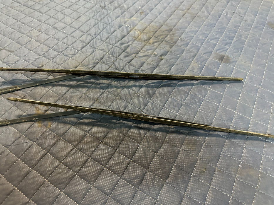 2006-2008 RAM 3500 WINDSHIELD WIPERS PAIR LEFT RIGHT OEM