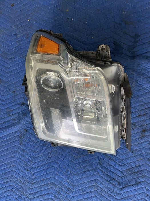 2016 2017 2018 2019 NISSAN TITAN XD V8 DIESEL FRONT DRIVER LEFT HEADLIGHT OEM