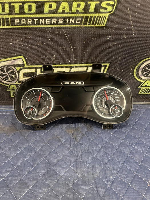 2024 DODGE RAM 3500 LARAMIE INSTRUMENT GAUGE CLUSTER OEM 30K MILES