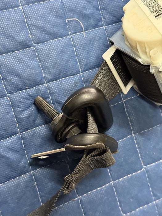 2017-2020 FORD F250 F350 F450 REAR PLATINUM BLACK RIGHT PASSENGER SEATBELT OEM