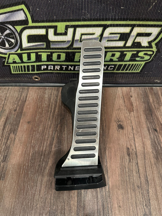 2017-18 AUDI R8 GAS ACCELERATOR PEDAL W SENSOR OEM 1K1 723 503 / 4S0 863 657