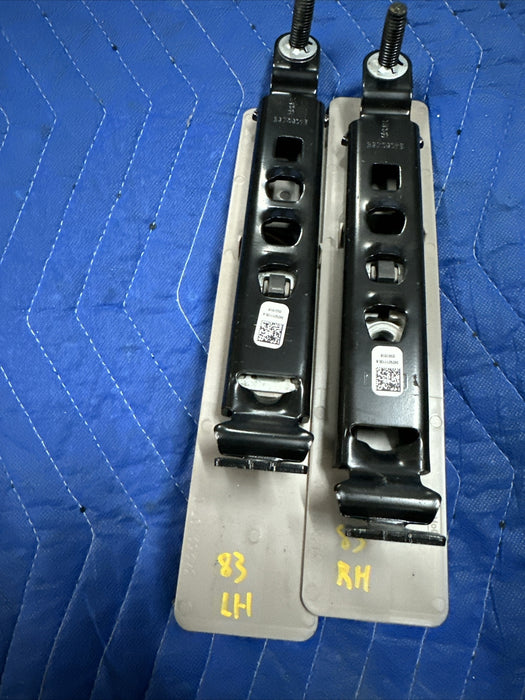 2019 FORD F250 F350 F450 LIMITED B PILLAR SEATBELT ADJUSTER BRACKETS PAIR OEM