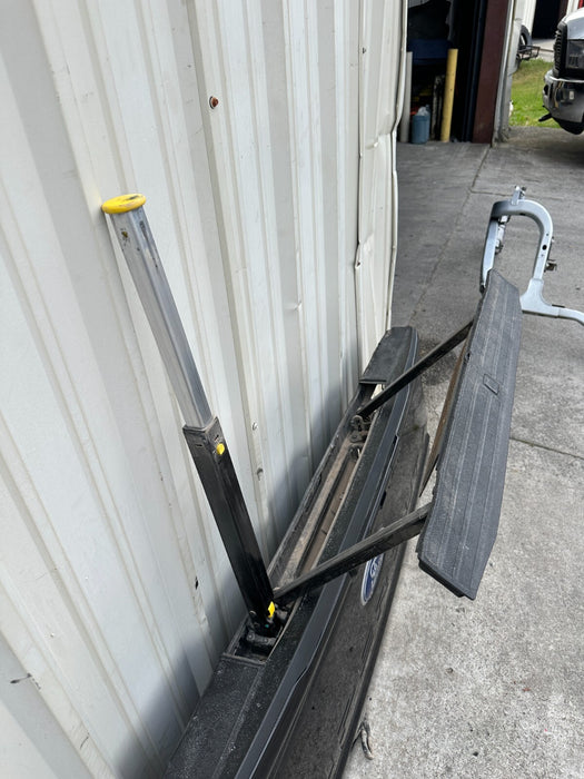 2023 2024 FORD F250 F350 F450 LARIAT POWER TAILGATE W/ STEP OEM GENUINE BLACK