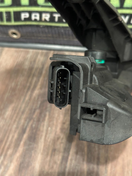 2021 AUDI R8 ACCELERATOR GAS PEDAL OEM 1K1 723 503 AK