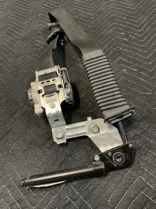 2017 FORD F250 F350 F450 PLATINUM FRONT LEFT DRIVER SEAT BELT RETRACTOR