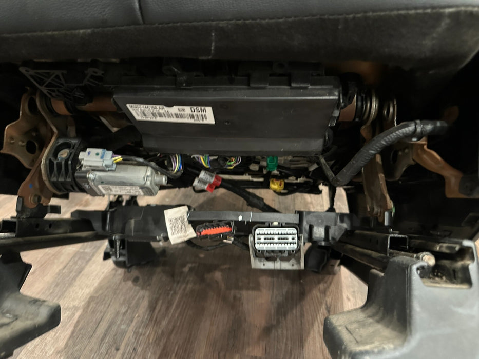 2023 2024 FORD F250 F350 F450 LARIAT FRONT LEFT DRIVER SEAT ~MINOR BURN WEAR~