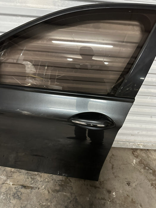 2011 BMW 550i F10 5 SERIES FRONT LEFT DOOR GRAPHITE METALLIC (A90)~MINOR DENT~