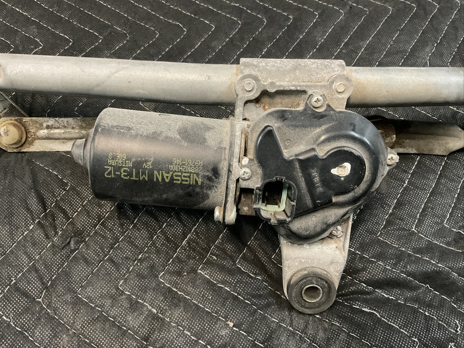 2016 NISSAN TITAN XD FRONT WINDSHIELD WIPER MOTOR OEM 28800-EZ00A