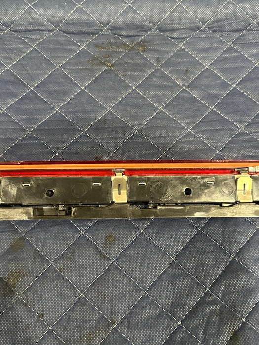 2014 AUDI R8 HIGH MOUNT BRAKE LIGHT LAMP 420 945 097 B OEM