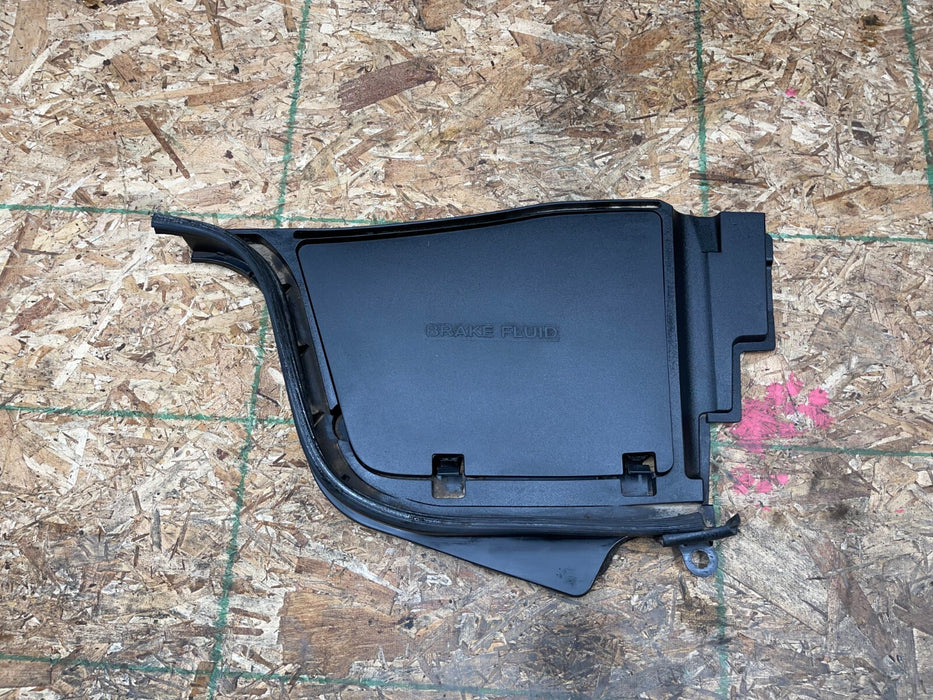 2013 INFINITI G37 BRAKE FLUID COVER TRIM ASSEMBLY OEM 2009-2015 Q60