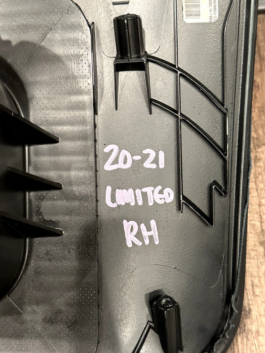 2020-21 FORD F250 F350 F450 LIMITED DASH RIGHT TOPPER PAD OEM *SUN DAMAGE/READ*