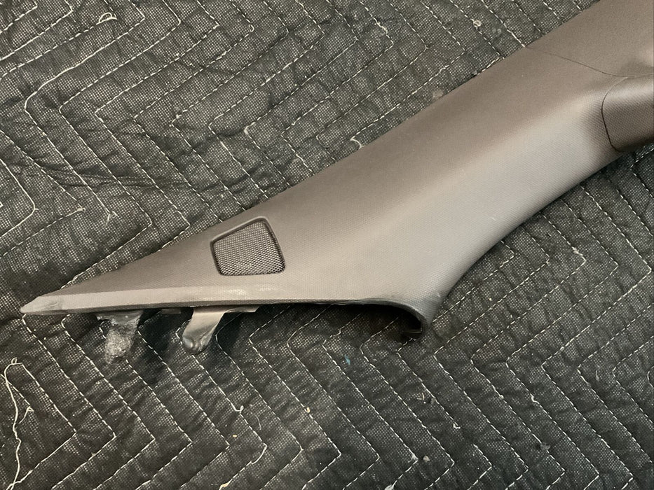 2017-2022 FORD F250 F350 F450 KING RANCH A PILLAR PASSENGER TRIM OEM~MINOR BURN~