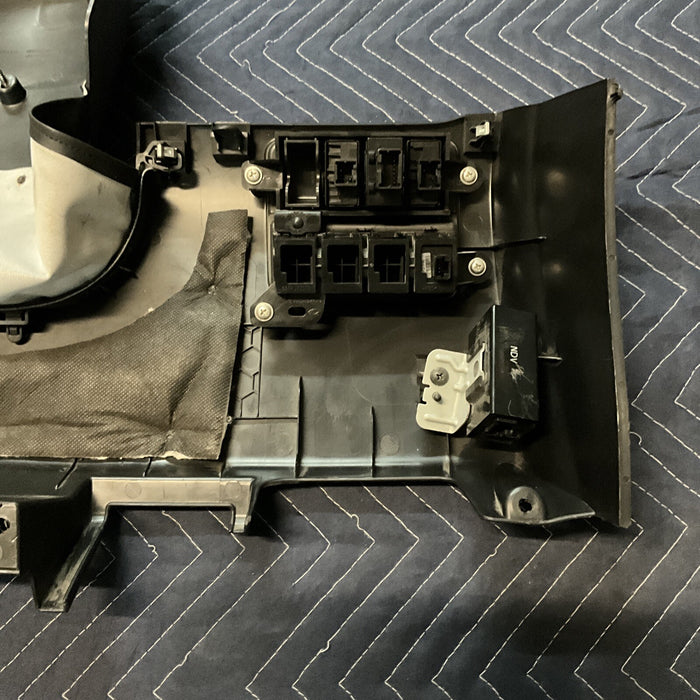 2016 NISSAN TITAN XD LOWER DASH KNEE PANEL TRIM W/ UNDER STEERING WHEEL TRIM