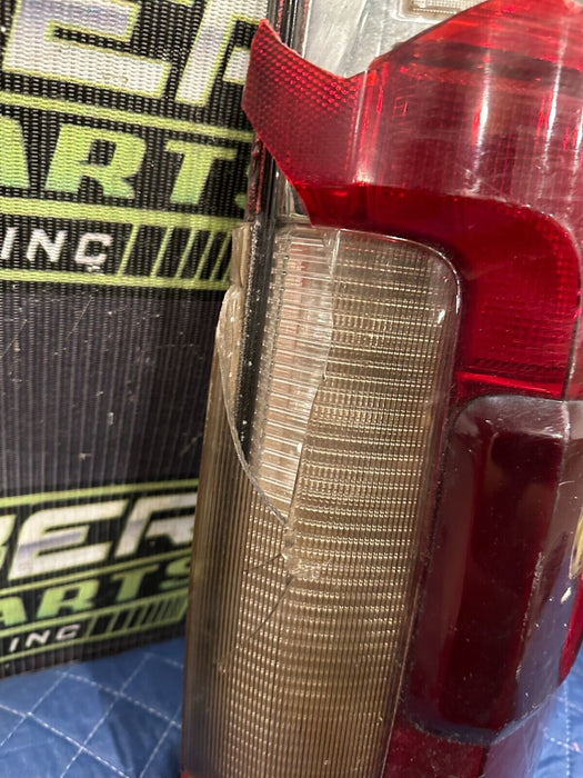 2017- 2019 FORD F250 F350 F450 PASSENGER RIGHT LED TAIL LIGHT OEM *PARTS ONLY*