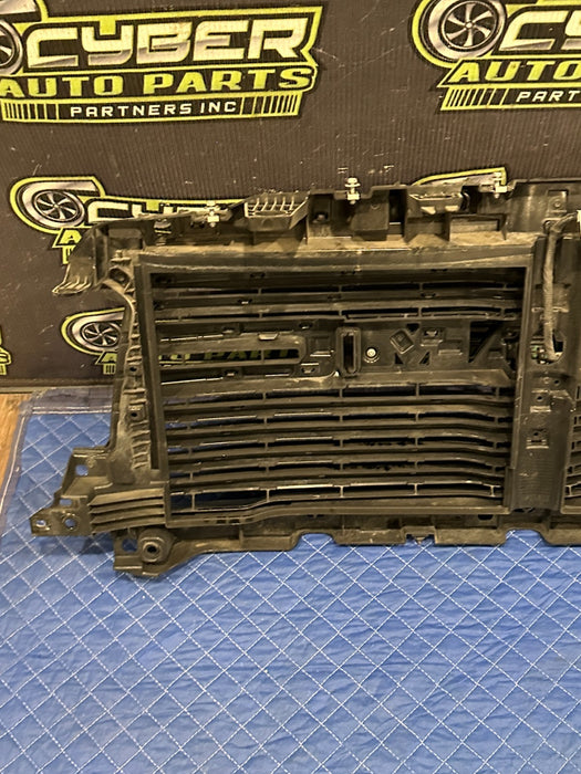 2021 RAM 2500 LARAMIE FRONT GRILLE W CAMERA OEM *FLAWS 4 & 8*