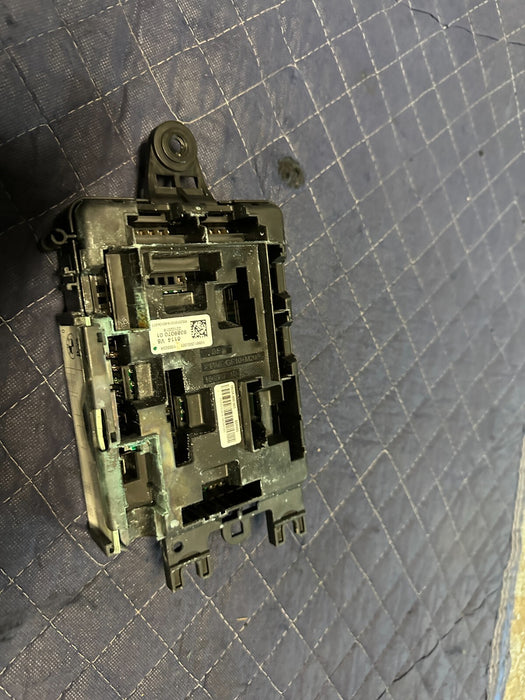 2020 BMW M4 F82 FUSE BOX CONTROL MODULE 9389070 61149389070  ~MINOR CORROSION~