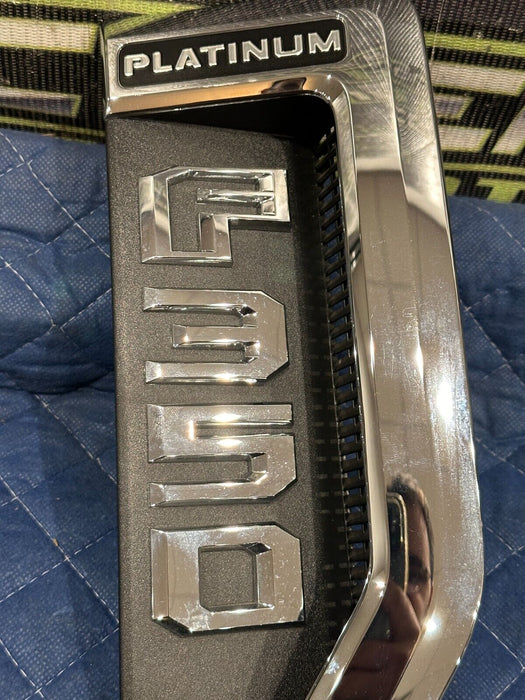 2017-2020 FORD F350 FRONT PASSENGER RIGHT CHROME FENDER EMBLEM BADGE OEM