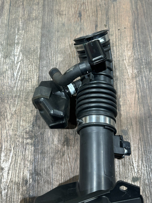 2013 NISSAN 370Z DRIVER LEFT AIR INTAKE OEM