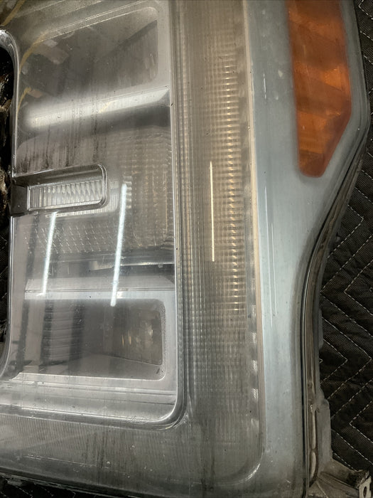 2017 2018 FORD F250 F350 F450 HEADLIGHT LEFT DRIVER SIDE OEM~BURNED DAMAGE~