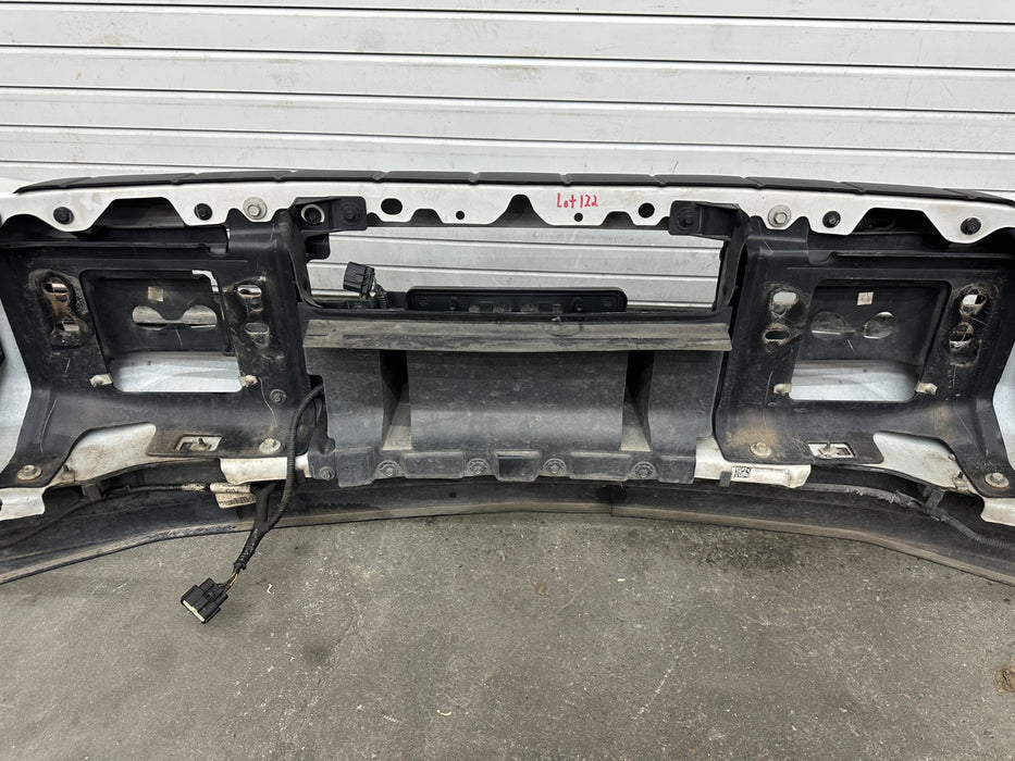 2017-2019 FORD F450 FRONT BUMPER OEM TRI COAT WHITE (UG) *PAINT CHIPS*